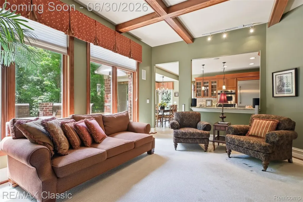 8033 Pine Ridge Court Salem Township MI 48168