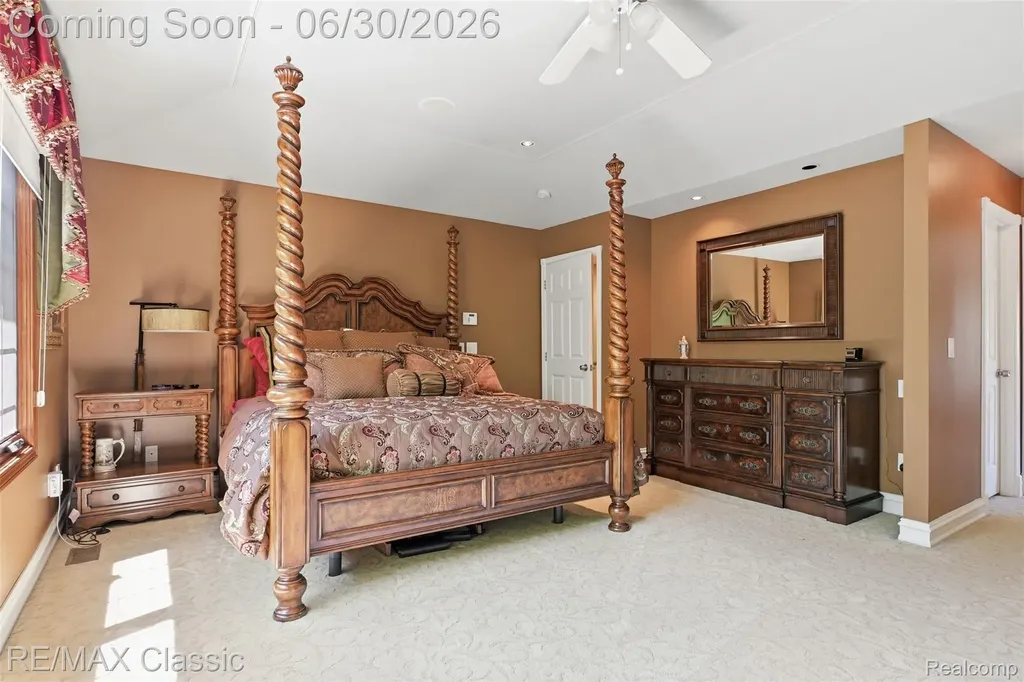8033 Pine Ridge Court Salem Township MI 48168