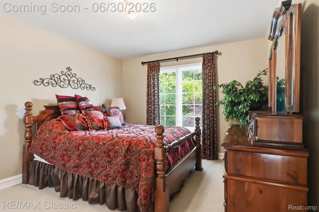 8033 Pine Ridge Court Salem Township MI 48168