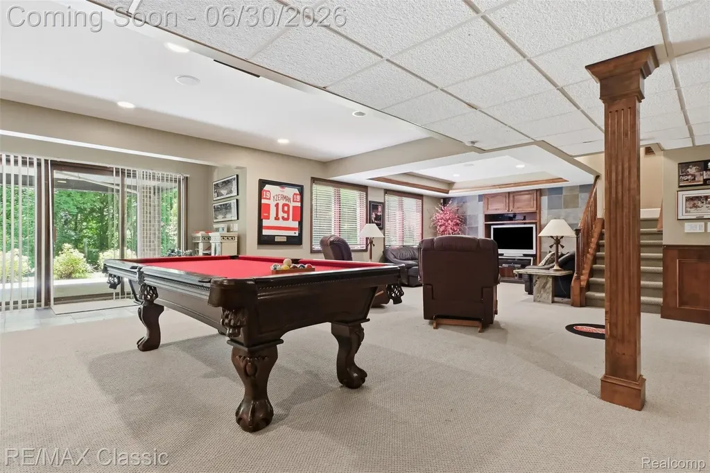 8033 Pine Ridge Court Salem Township MI 48168