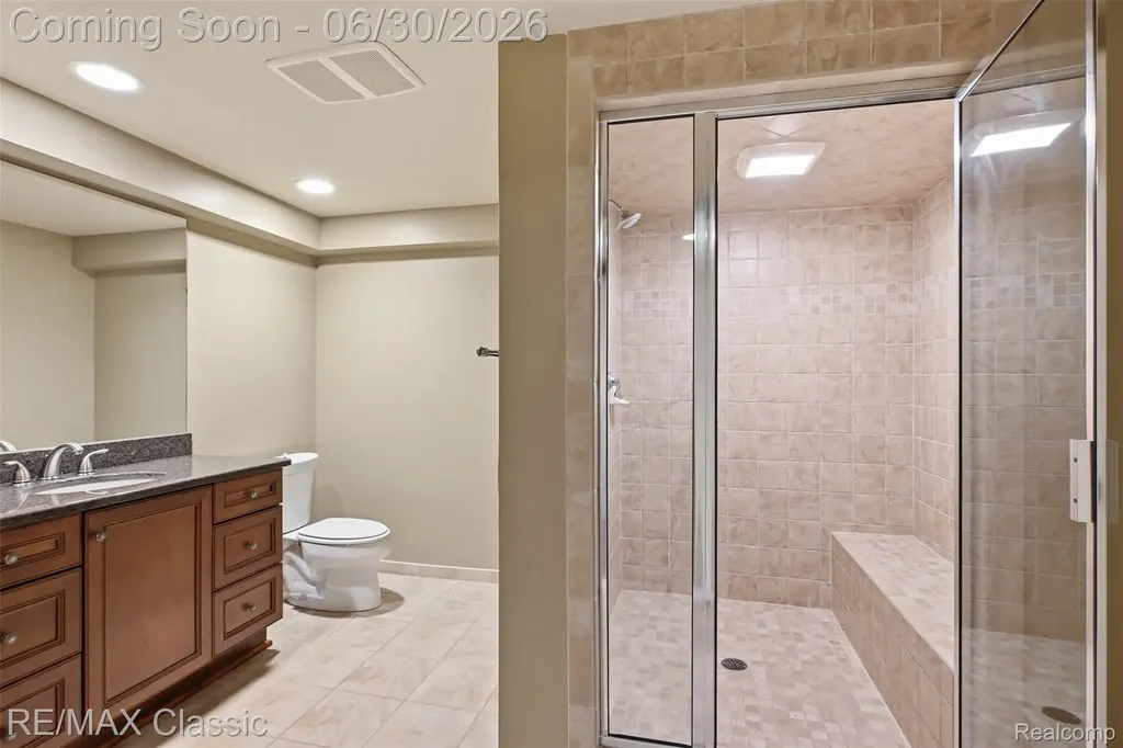 8033 Pine Ridge Court Salem Township MI 48168