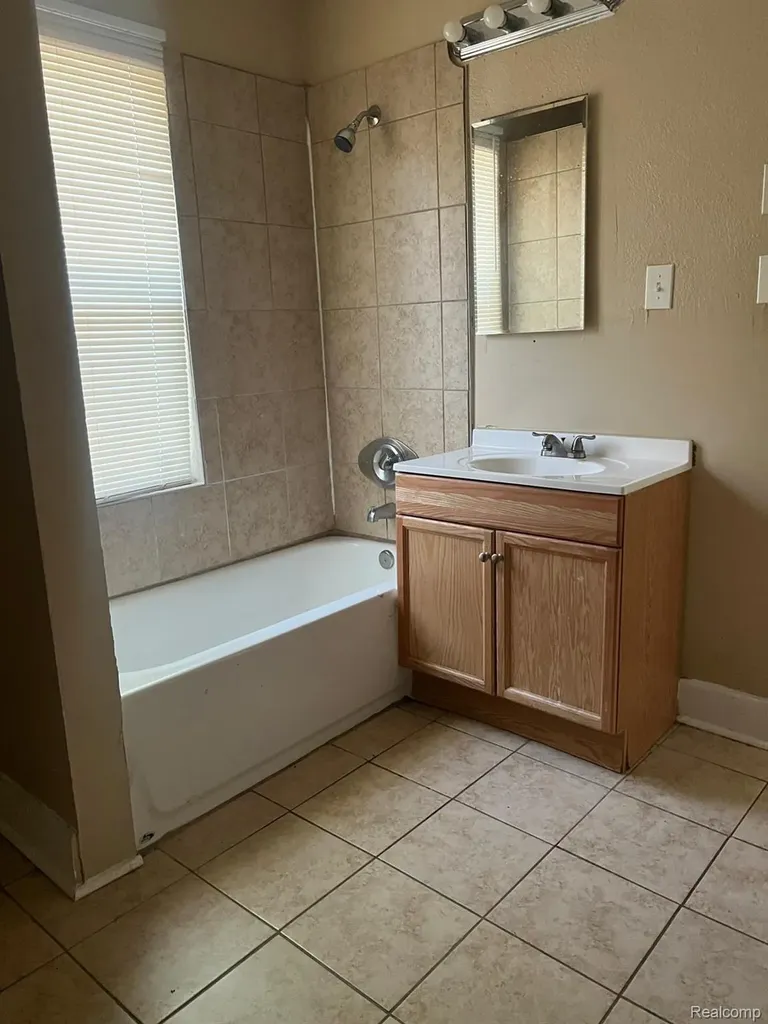 18995 Wormer Street Detroit City MI 48219