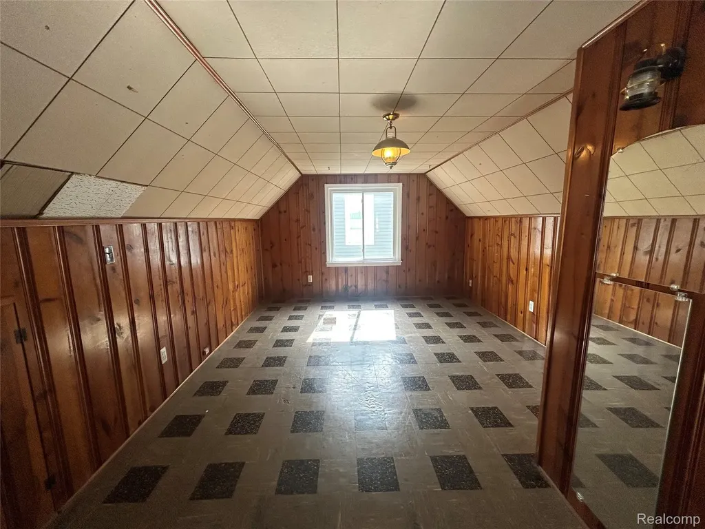 2022 E Lincoln Avenue Royal Oak City MI 48067