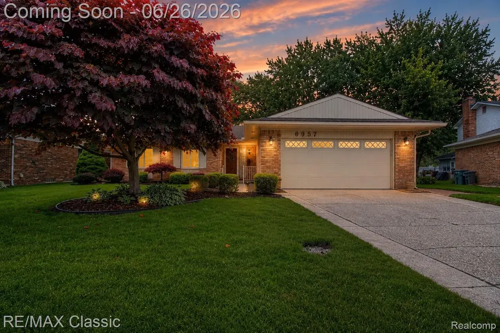 6957 Carriage Hills Drive Canton Charter Township MI 48187
