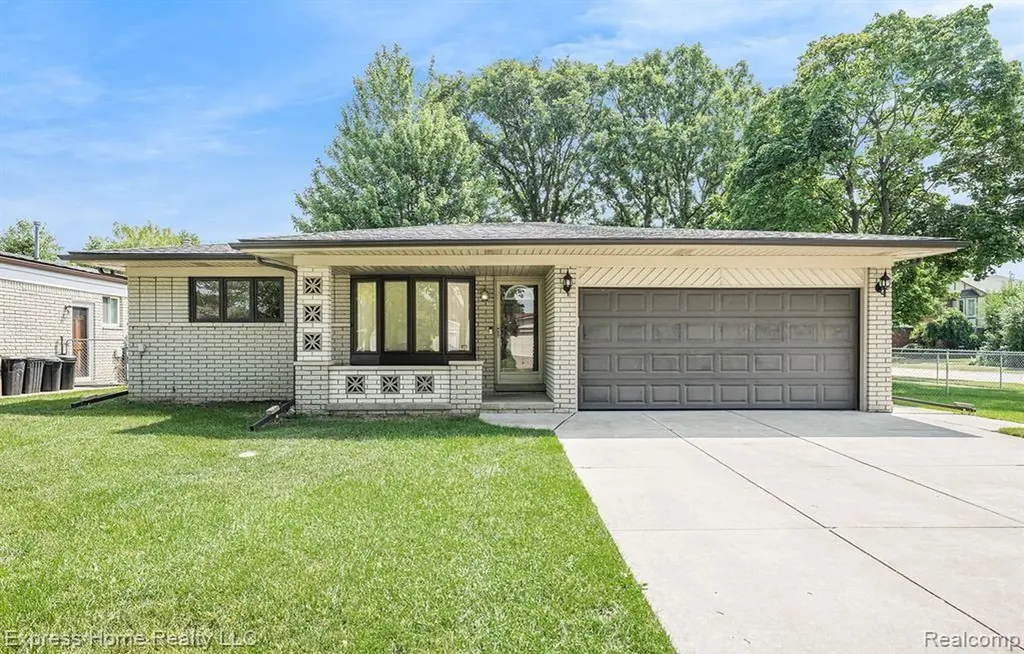 35526 Dunston Drive Sterling Heights City MI 48310