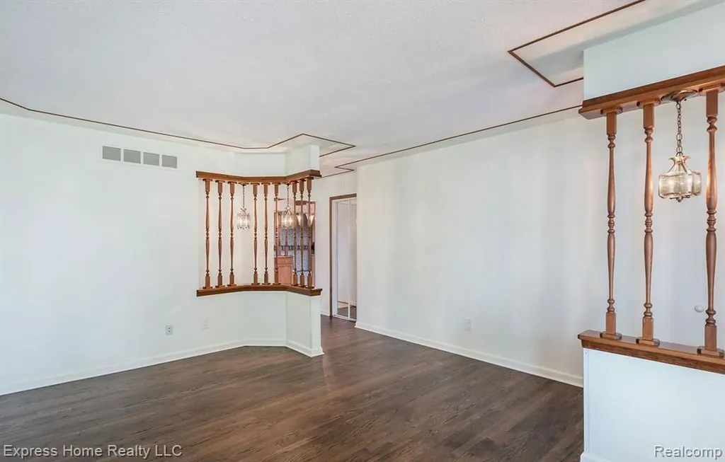 35526 Dunston Drive Sterling Heights City MI 48310