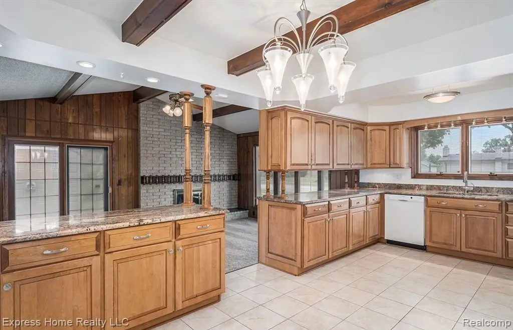 35526 Dunston Drive Sterling Heights City MI 48310