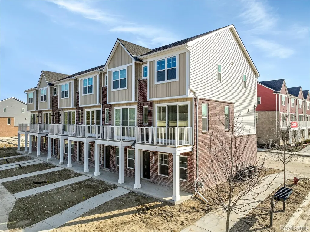 30033 Center Street Lyon Charter Township MI 48165