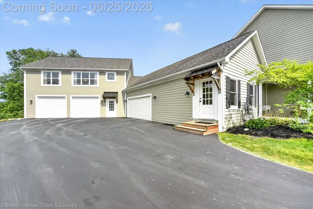 918 Gray Fox Court Marion Township MI 48843