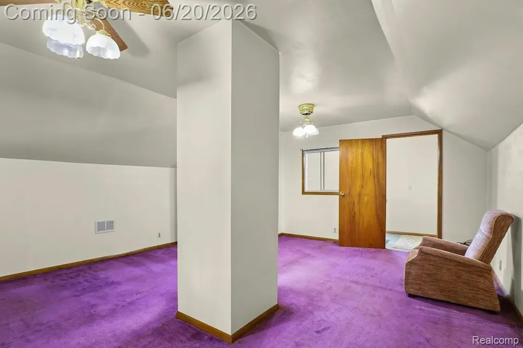 2633 Commor Street Hamtramck City MI 48212