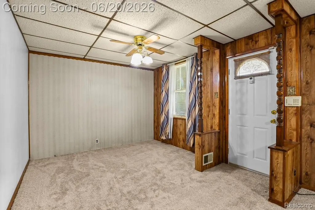 2633 Commor Street Hamtramck City MI 48212