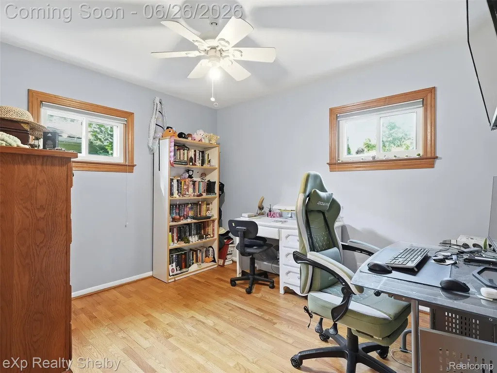 28286 Red Leaf Lane Southfield City MI 48076