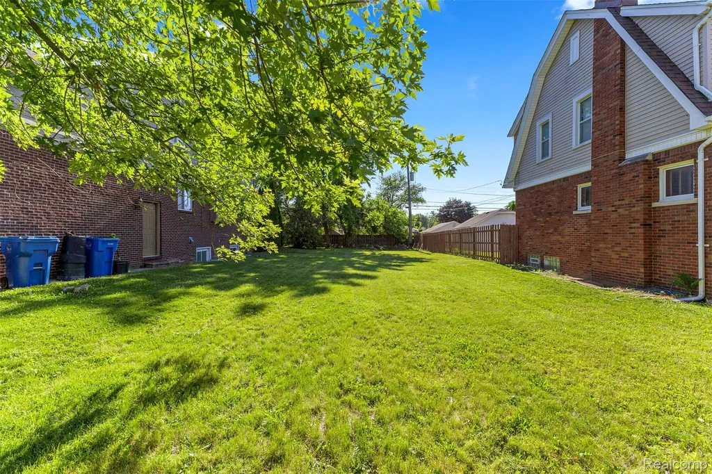0000 Kingsbury Street Dearborn Heights City MI 48127