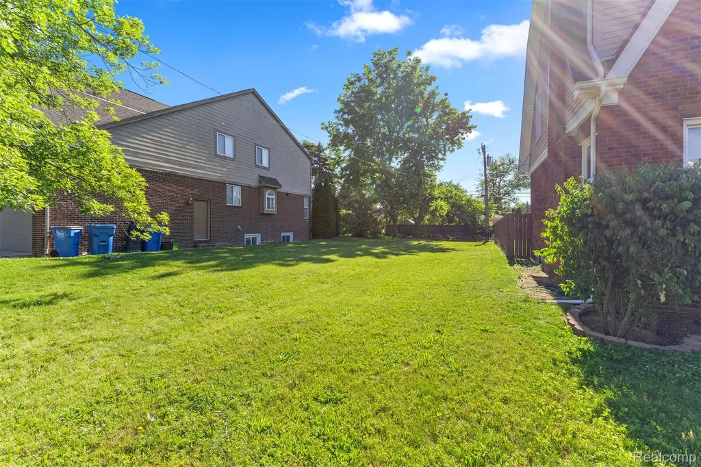 0000 Kingsbury Street Dearborn Heights City MI 48127