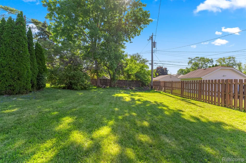 0000 Kingsbury Street Dearborn Heights City MI 48127