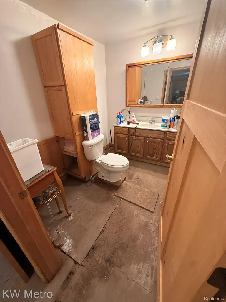 5749 Schultz Road Tuscarora Township MI 49749