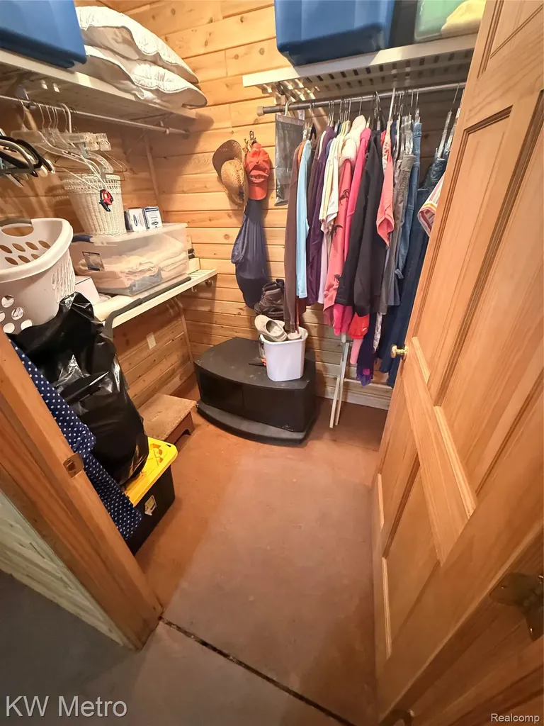 5749 Schultz Road Tuscarora Township MI 49749