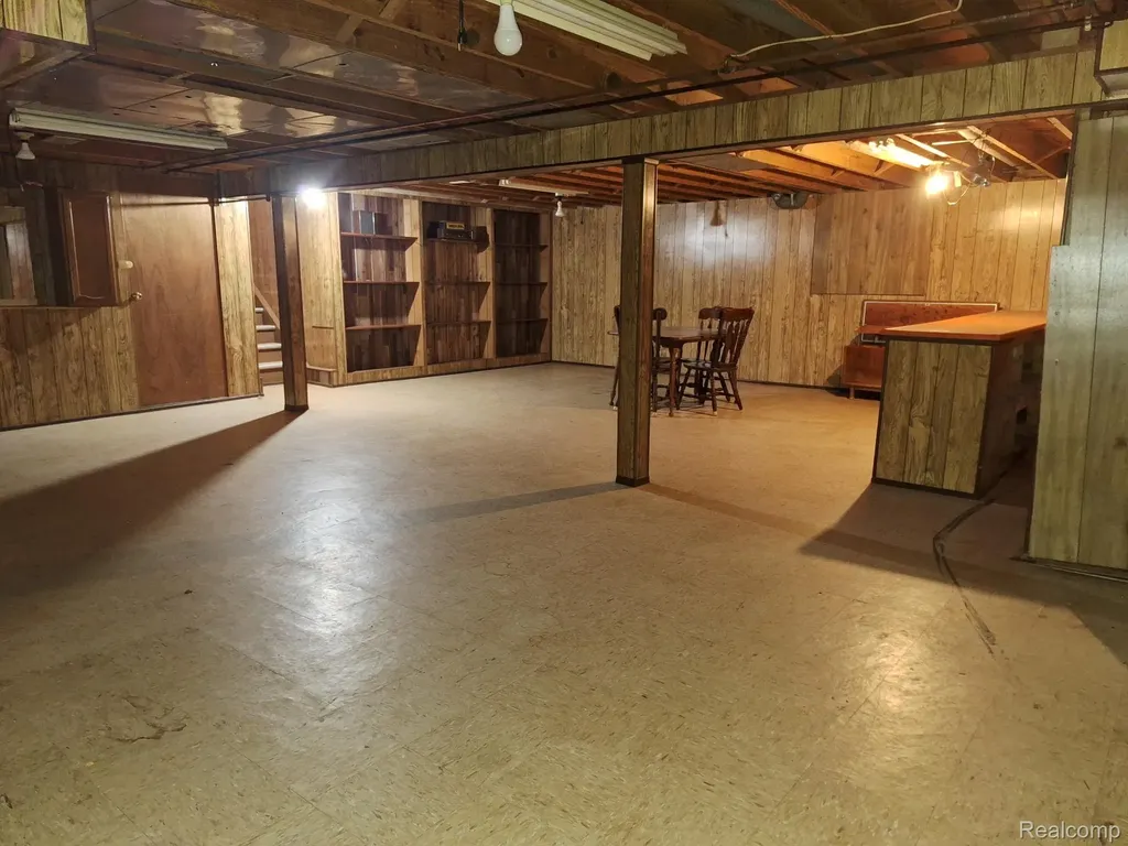 12815 Shery Lane Southgate City MI 48195