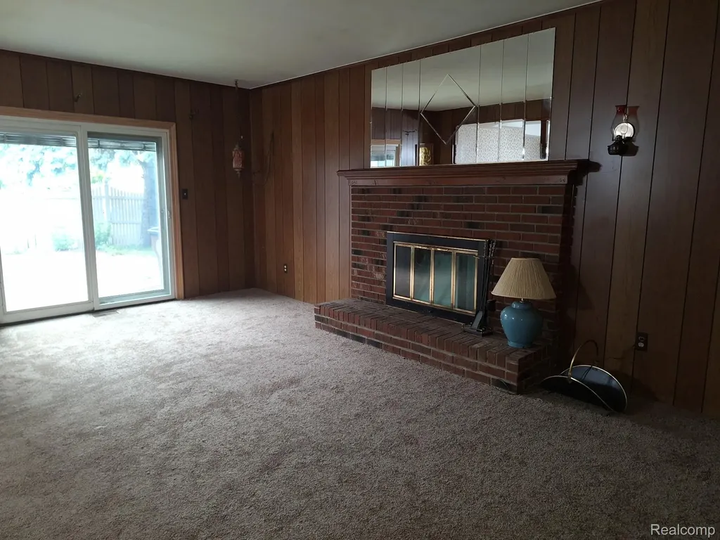 12815 Shery Lane Southgate City MI 48195