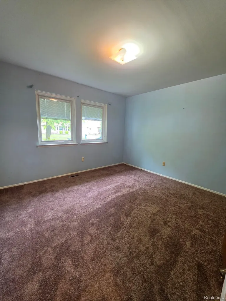 12815 Shery Lane Southgate City MI 48195