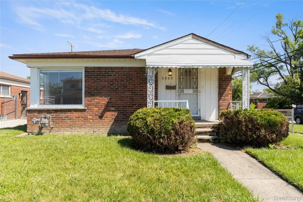 6869 Buhr Street Detroit City MI 48212