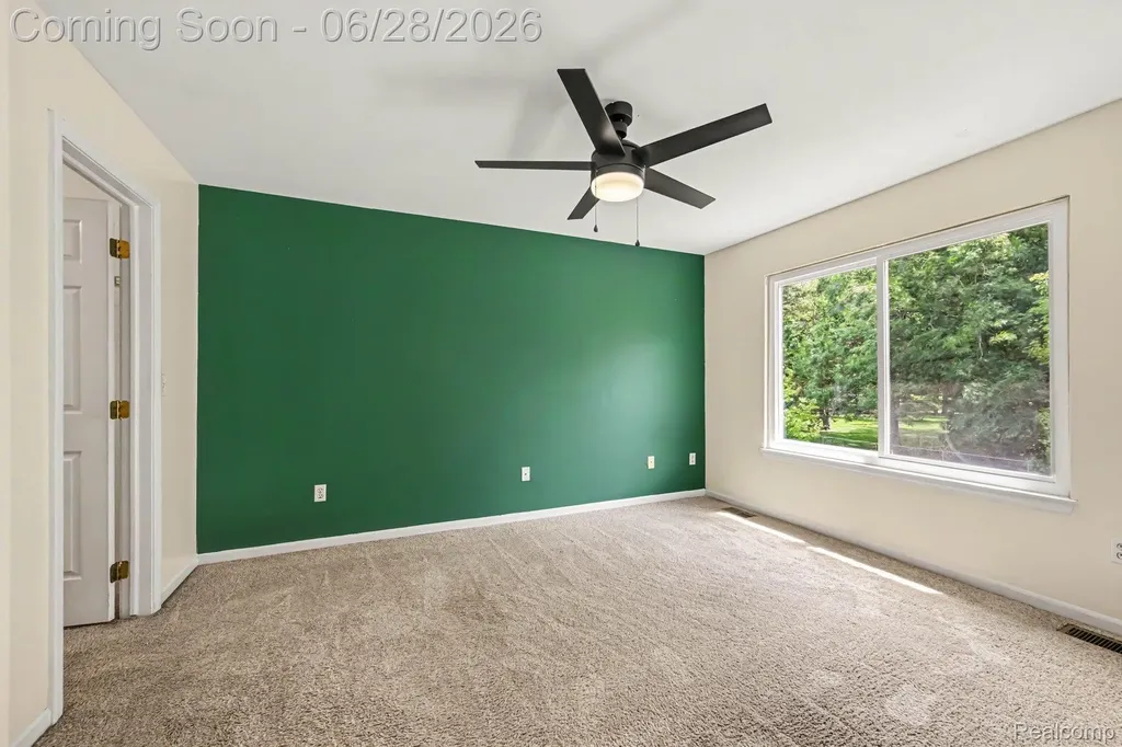 6835 Maplelawn Drive Ypsilanti Charter Township MI 48197
