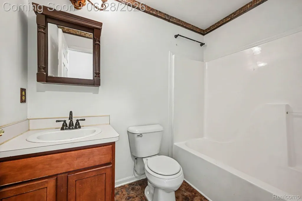 6835 Maplelawn Drive Ypsilanti Charter Township MI 48197