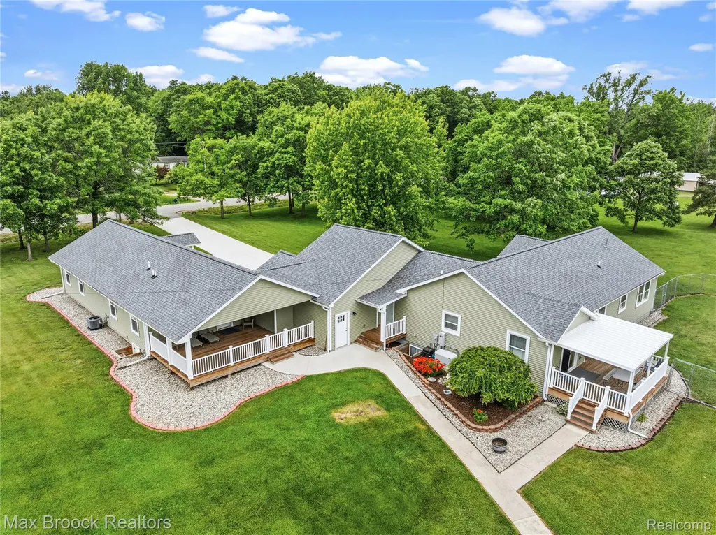 2566 N 5 Mile Road Lincoln Township MI 48642