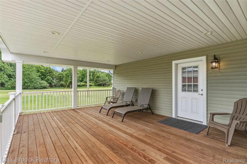 2566 N 5 Mile Road Lincoln Township MI 48642
