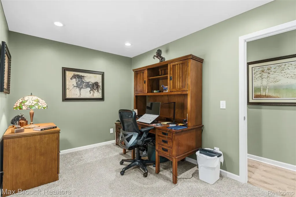 2566 N 5 Mile Road Lincoln Township MI 48642