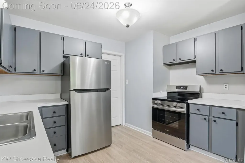 801 Farnsworth Road White Lake Charter Township MI 48386