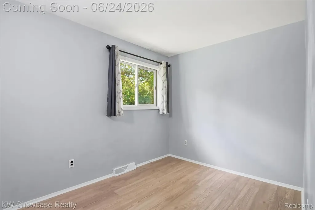 801 Farnsworth Road White Lake Charter Township MI 48386