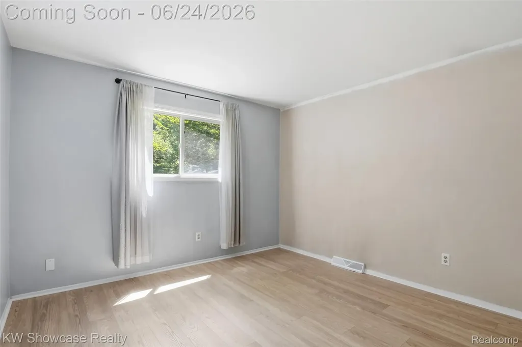 801 Farnsworth Road White Lake Charter Township MI 48386