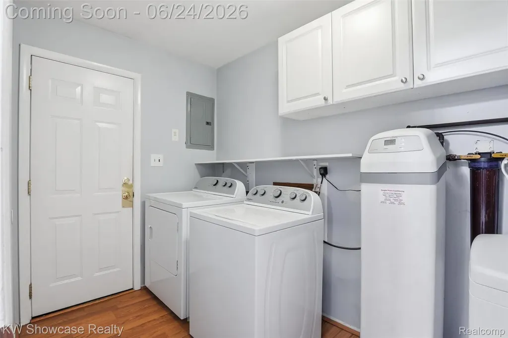 801 Farnsworth Road White Lake Charter Township MI 48386