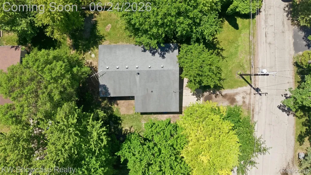 801 Farnsworth Road White Lake Charter Township MI 48386