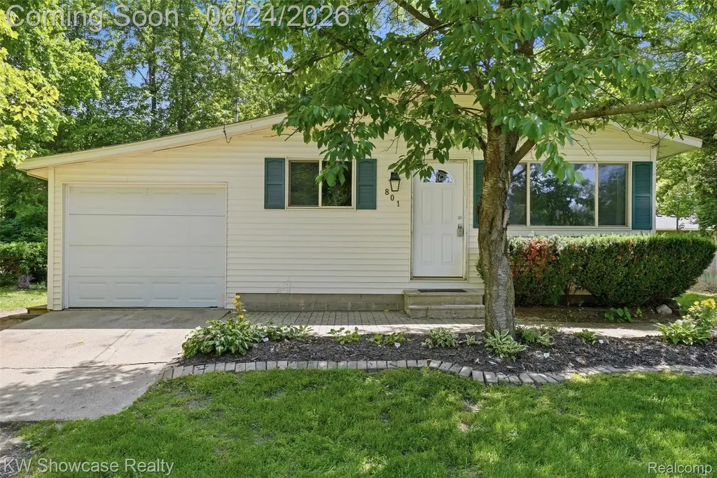 801 Farnsworth Road White Lake Charter Township MI 48386