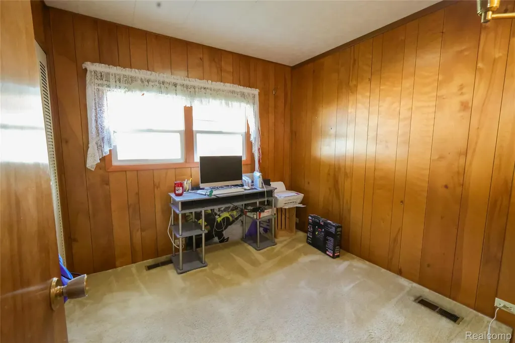92 Cranberry Beach Boulevard White Lake Charter Township MI 48386