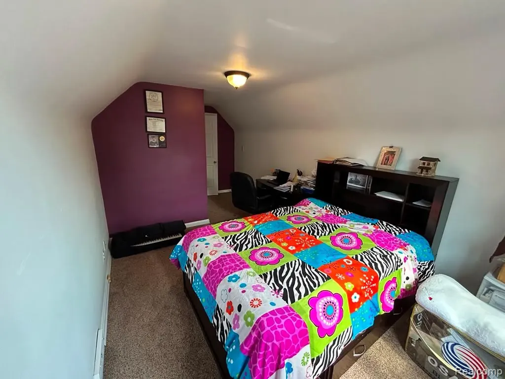 1011 Harrison Blv Lincoln Park City MI 48146