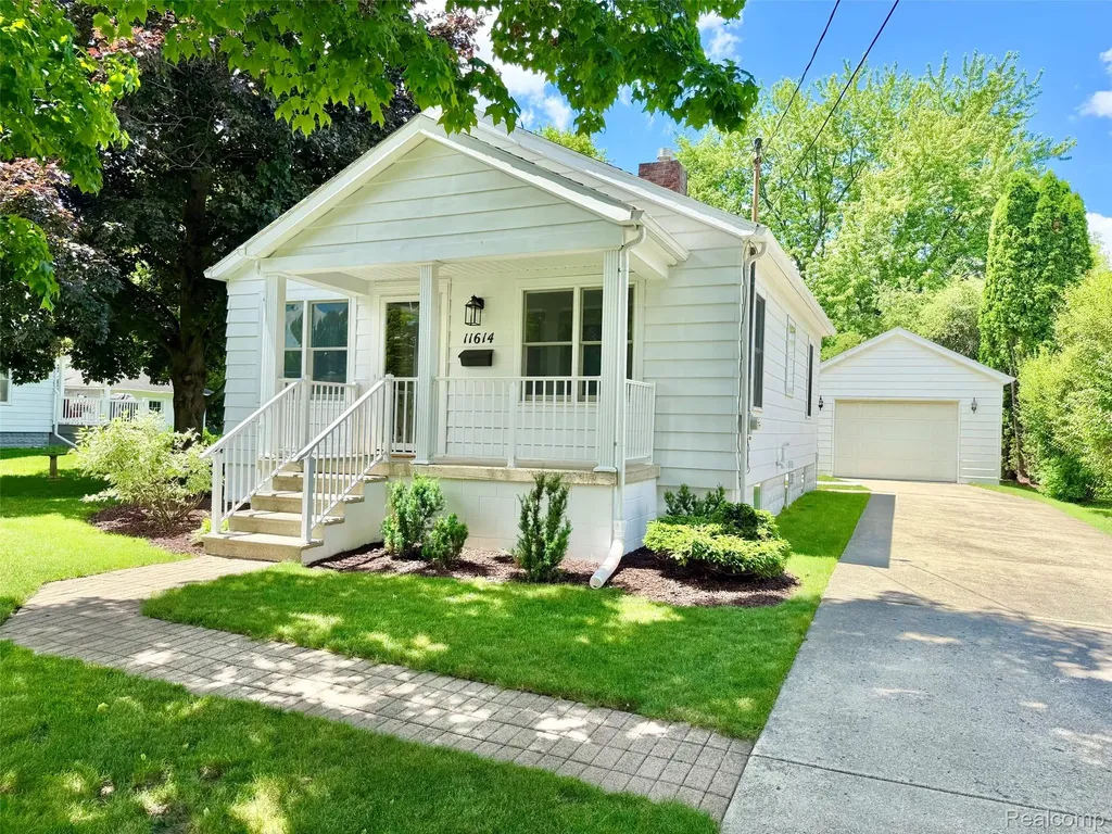 11614 Schram Street Grand Blanc City MI 48439