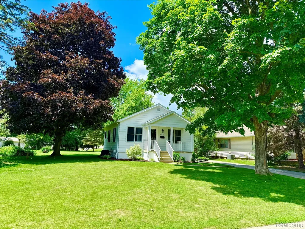 11614 Schram Street Grand Blanc City MI 48439