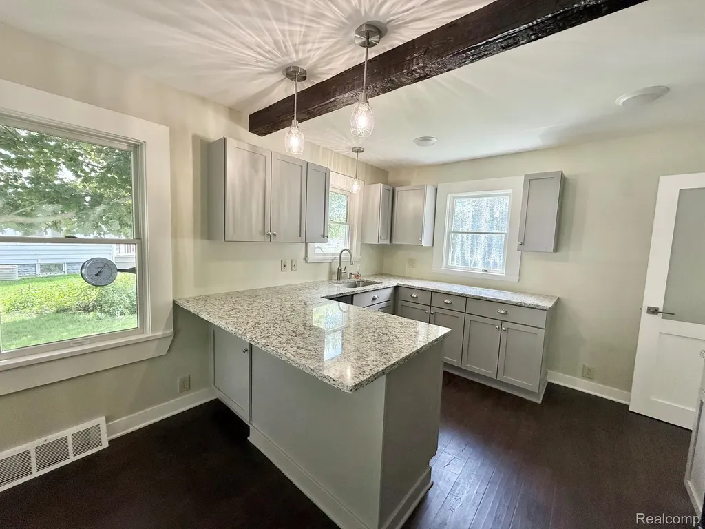 11614 Schram Street Grand Blanc City MI 48439