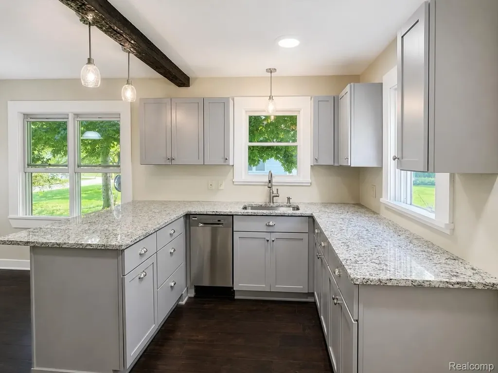 11614 Schram Street Grand Blanc City MI 48439