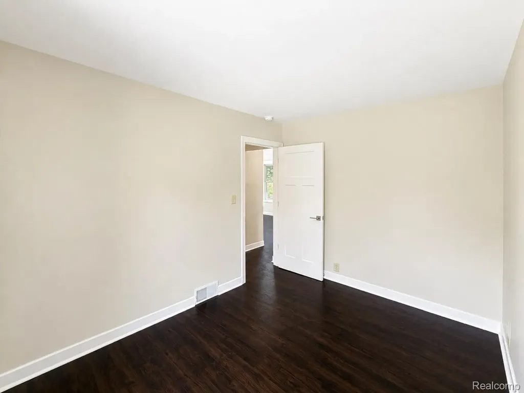 11614 Schram Street Grand Blanc City MI 48439