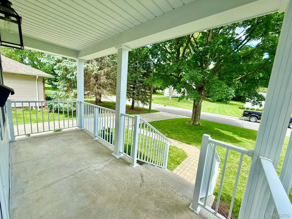 11614 Schram Street Grand Blanc City MI 48439