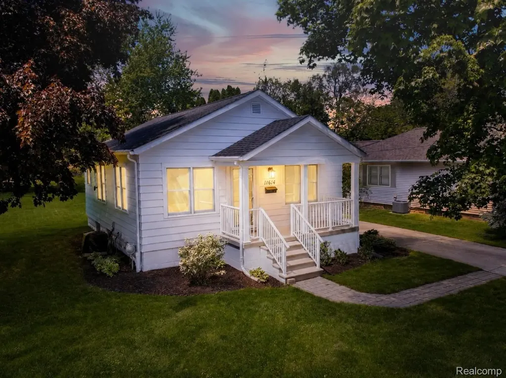 11614 Schram Street Grand Blanc City MI 48439