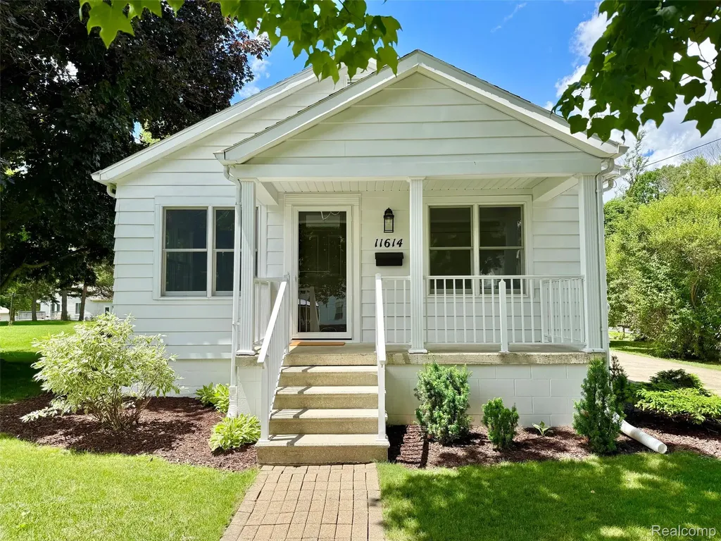 11614 Schram Street Grand Blanc City MI 48439
