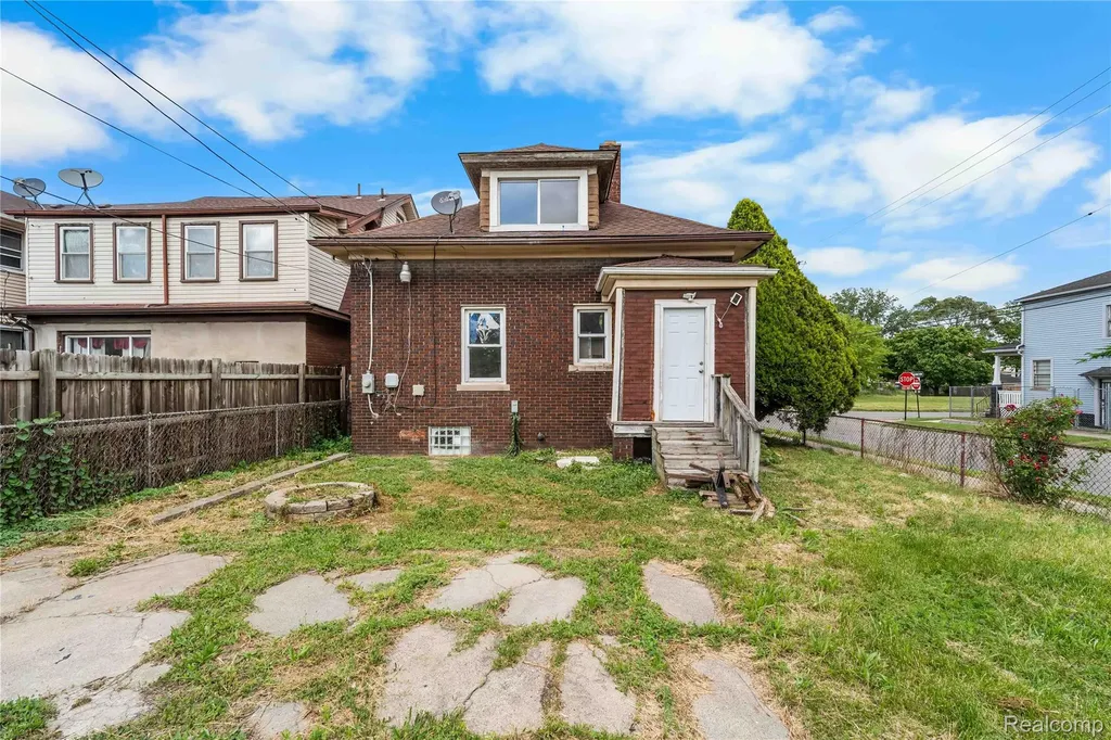 2505 Inglis Street Detroit City MI 48209