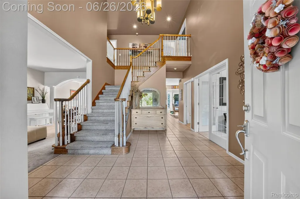 2619 Lambeth Park Rochester Hills City MI 48306