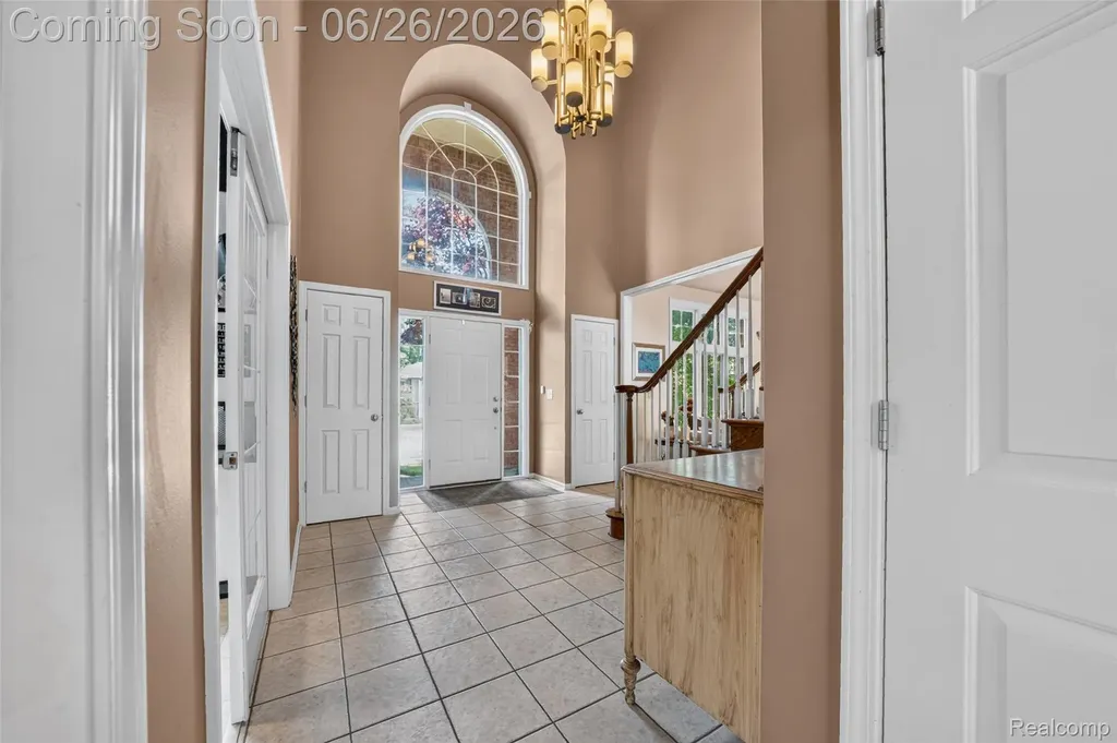 2619 Lambeth Park Rochester Hills City MI 48306