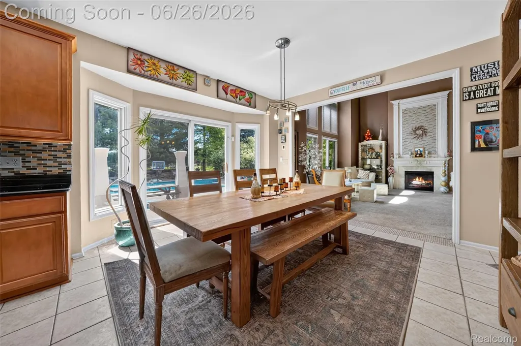 2619 Lambeth Park Rochester Hills City MI 48306